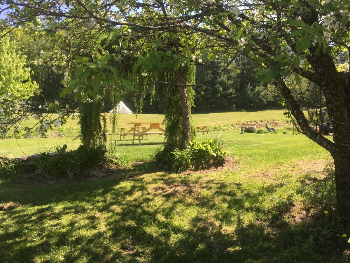 Craftsbury Farmhouse Екстериор снимка