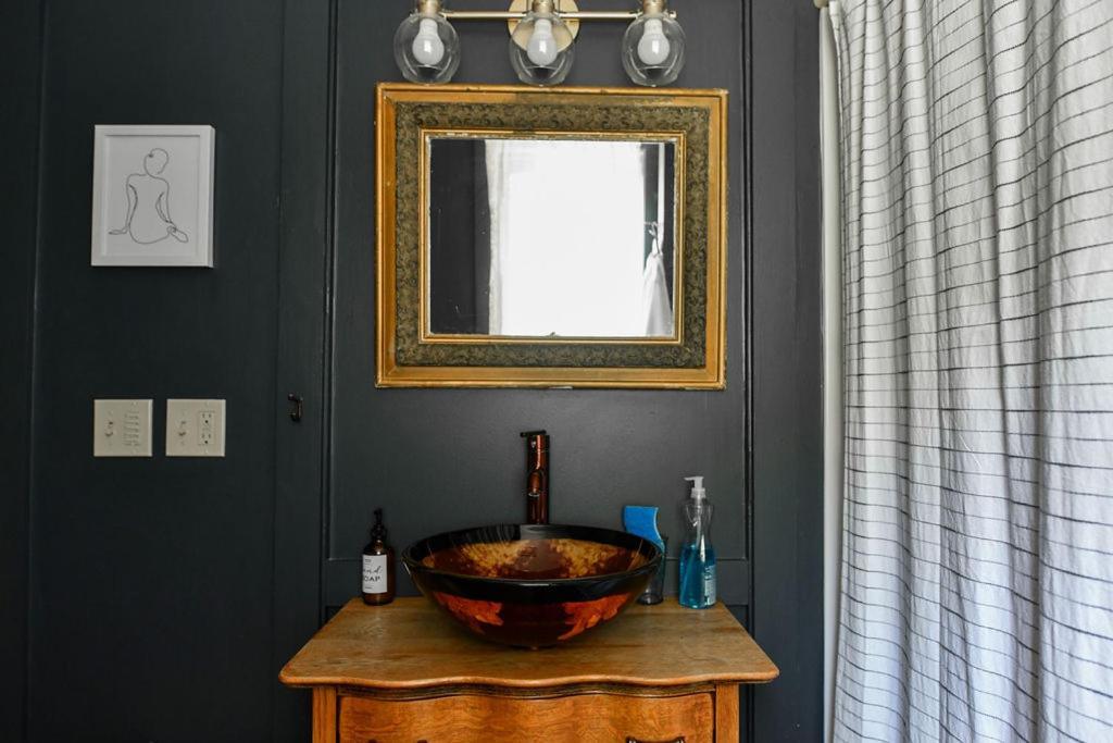 Craftsbury Farmhouse Екстериор снимка