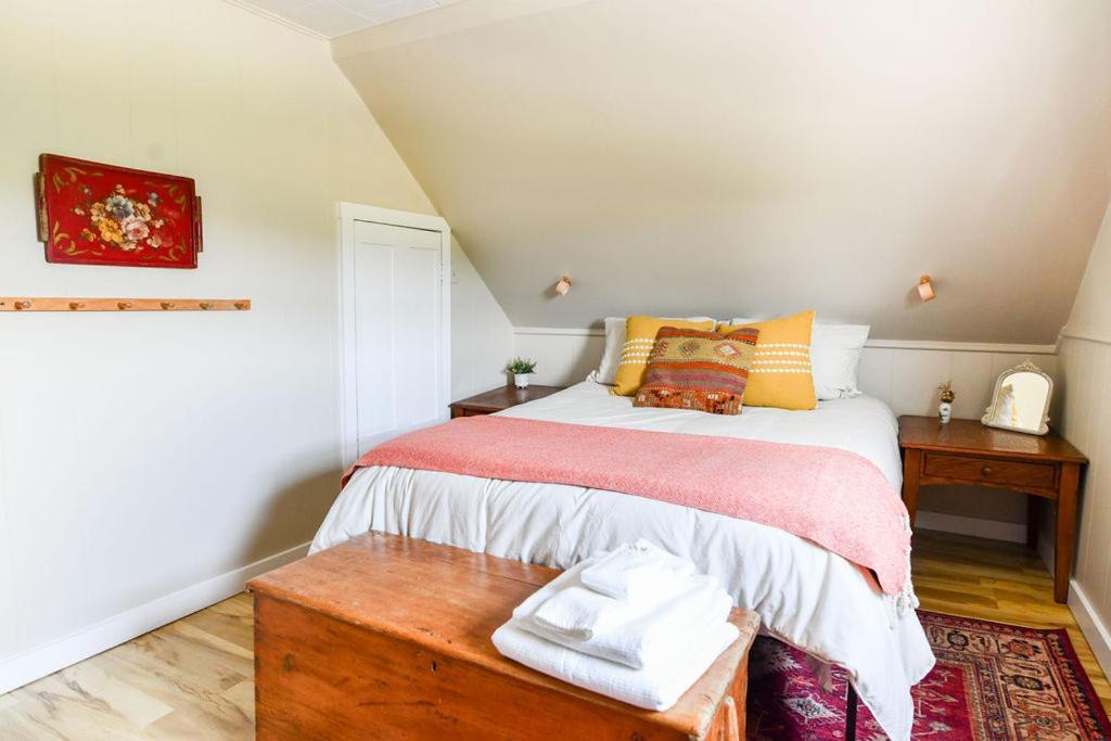 Craftsbury Farmhouse Екстериор снимка